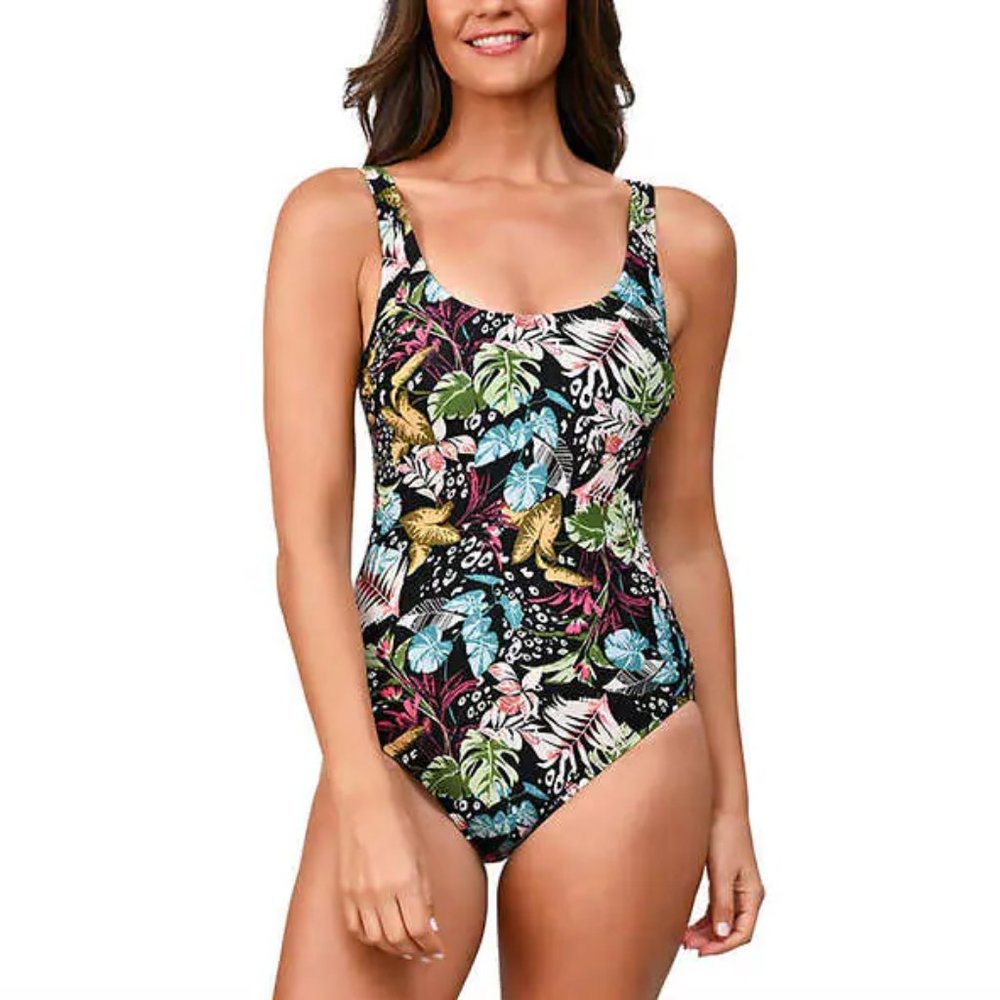 NWT Ocean Pacific Women's Tripple Back Strap One Piece Black Size M $65 4HLA12